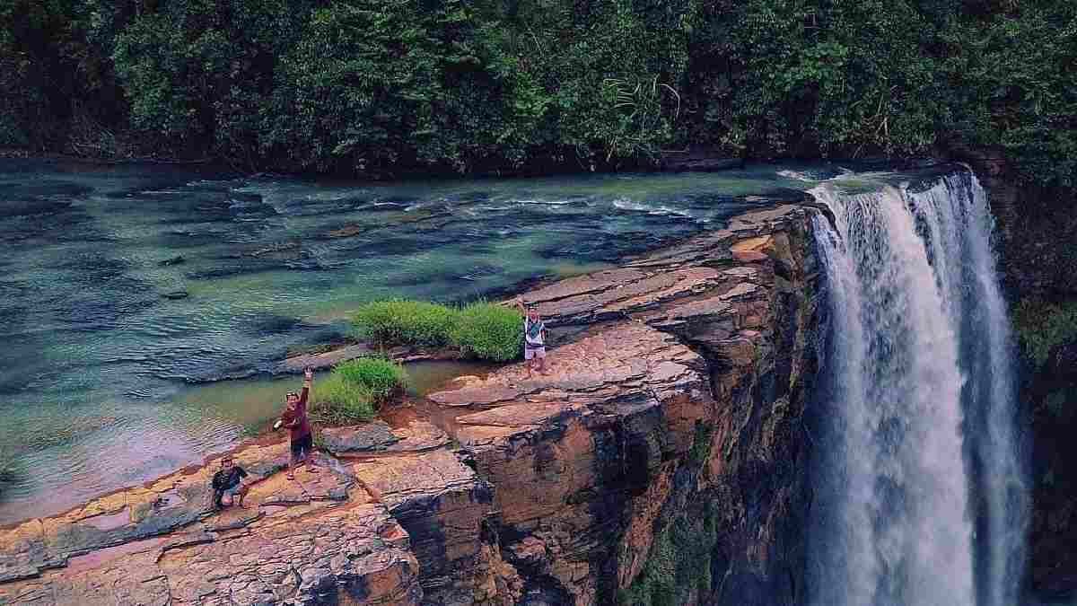 Curug Awang